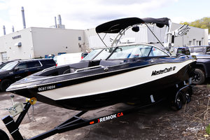 2018 Mastercraft XT23 OPEN DECK + CUIR