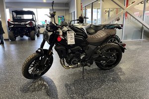 CF Moto 700CL-X HERITAGE  2024