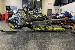 Polaris 800 Pro RMK 174 AXYS 2017