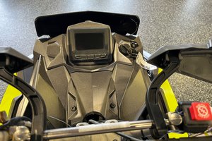 Polaris 800 Pro RMK 174 AXYS 2017