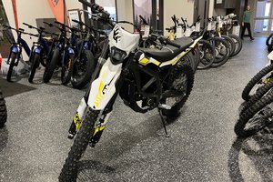 Surron ULTRA BEE Démonstrateur! 2023