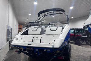2025 Yamaha AR250