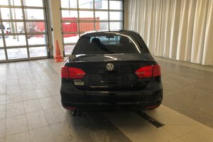Volkswagen JETTA BASE/S 2012