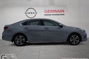 2022 Kia Forte 2.0L EX | SIÈGES/VOLANT CHAUFFANT |