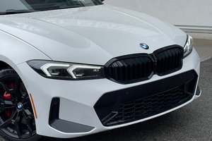BMW 330i xDrive Sedan 2025