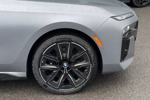 2025 BMW I7 XDrive60 Sedan