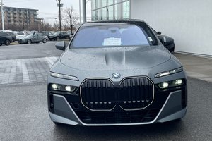 2025 BMW I7 XDrive60 Sedan