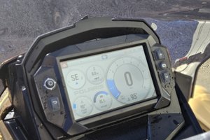 2025 Polaris 850 Indy VR1 BOOST 137 DYNAMIX ÉDITION