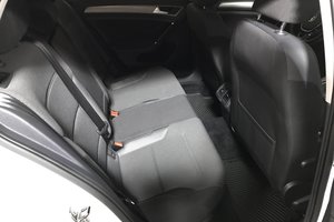 Volkswagen Golf 1.8 TSI TRENDLINE 2015