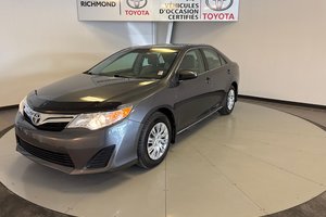 2014 Toyota Camry LE 4 CyL. *TRÈS BEAU VÉHICULE*