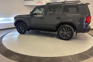 2024 Toyota Land Cruiser PREMUIM + *DÉMO + RABAIS*