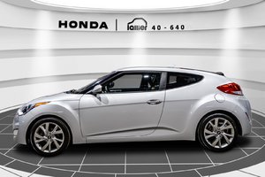 2016 Hyundai Veloster SE