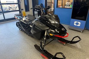 2019 SKI DOO SUMMIT SP 154