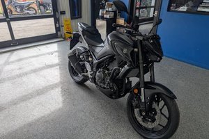 Yamaha MT03  2025
