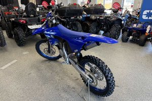 Yamaha YZ 125  2025