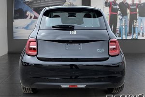 2025 Fiat 500e RED