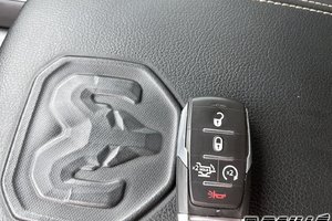 2025 Ram 1500 SPORT