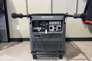 2025 Honda Génératrice EU7000is
