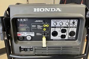 2025 Honda Génératrice EU7000is