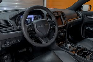 2023 Chrysler 300 S AWD *TOIT* NAV CUIR SIÈGES VENT REG ADAP ALERTES