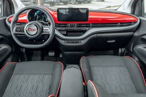 2024 Fiat 500e (RED) *NAV* CHARGE RAPIDE *SIEGES CHAUF* CARPLAY