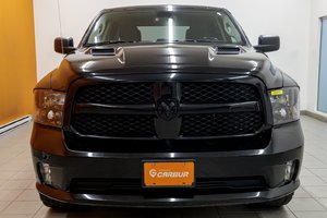 Ram 1500 Classic NIGHT EDITION CREW 4X4 V8 *SIÈGES / VOLANT CHAUFF* 2023