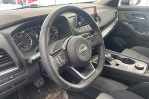 Nissan Rogue SV AWD *TOIT* SIÈGES / VOLANT CHAUF CAM360 *BAS KM 2023