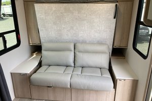 2025 Winnebago MICRO MINNIE 2108DS