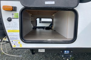 2025 Winnebago MICRO MINNIE 2108DS