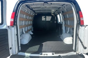 2022 GMC Savana Cargo 2500 135wb 2WD