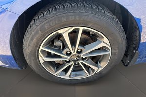 2022 Kia Forte Sedan EX IVT