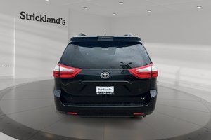 2018 Toyota Sienna LE 8-Passenger V6