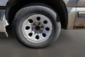 2000 Chevrolet Light Duty C/K1500 Silverado Reg Cab