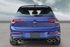 2024 Volkswagen Golf R BASE