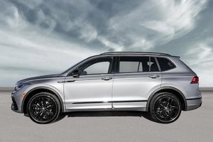 2024 Volkswagen Tiguan Comfortline R-Line Black Edition