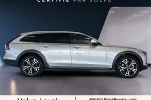 Volvo V90 Cross Country Plus 2023