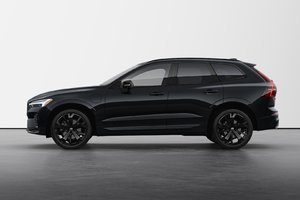 2025 Volvo XC60 HYBRIDE RECHARGEABLE ULTRA BLACK EDITION