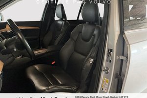Volvo XC90 Momentum T6 2021
