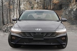 2025 Hyundai Elantra Preferred