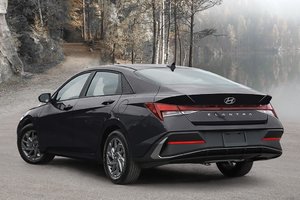 2025 Hyundai Elantra Preferred