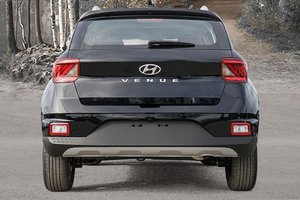 2025 Hyundai Venue Ultimate - Black interior