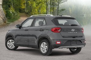 2025 Hyundai Venue Preferred