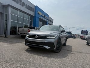 2022 Volkswagen TIGUAN Comfortline R-Line Black