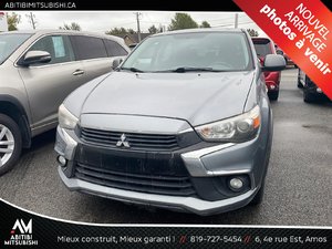 Mitsubishi RVR SE 2016