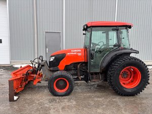 KUBOTA M7040N  2013