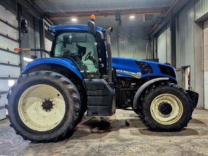 New Holland T8.300  2012