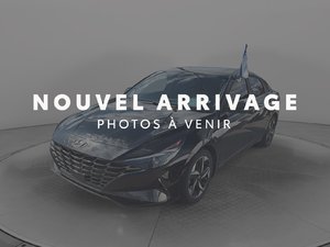 Hyundai Elantra Luxury 2023