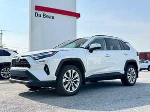 Toyota RAV4 XLE PREMIUM AWD / 17.500KM / ÉTAT NEUF / HITCH / 2024