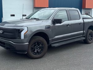 Ford F-150 Lightning XLT SuperCrew 4x4 Navigation 2025