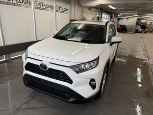 Toyota RAV4 XLE AWD 2021